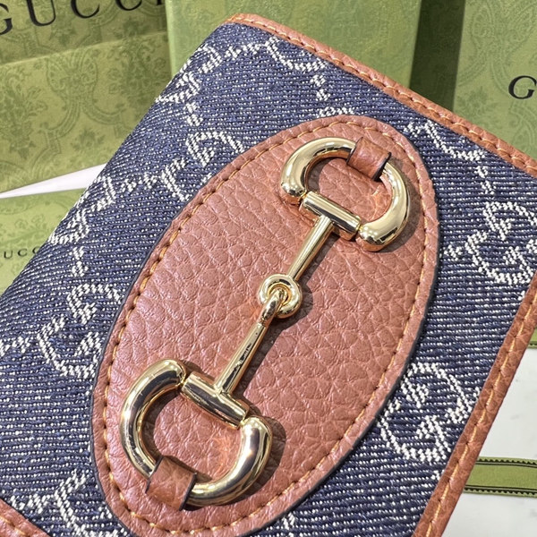 グッチ財布コピー内部構造